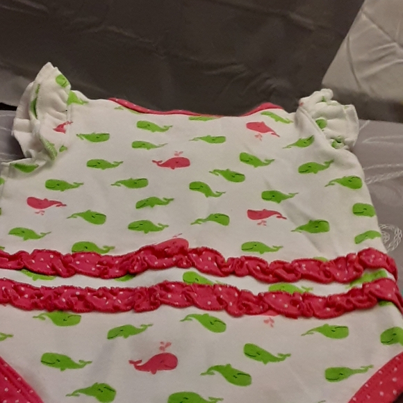 Carter's made with love Baby Girl Sunsuit/Onesie Size 3M Says "daddy's girl" - Picture 6 of 6